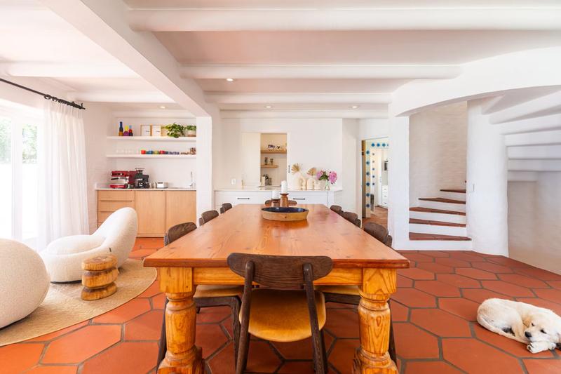 To Let 6 Bedroom Property for Rent in Beachy Head Western Cape
